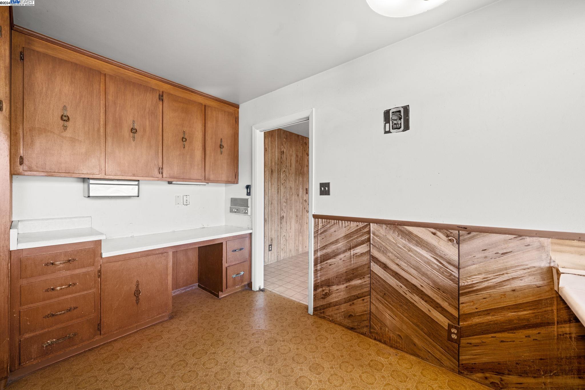 1430 Finley Rd
