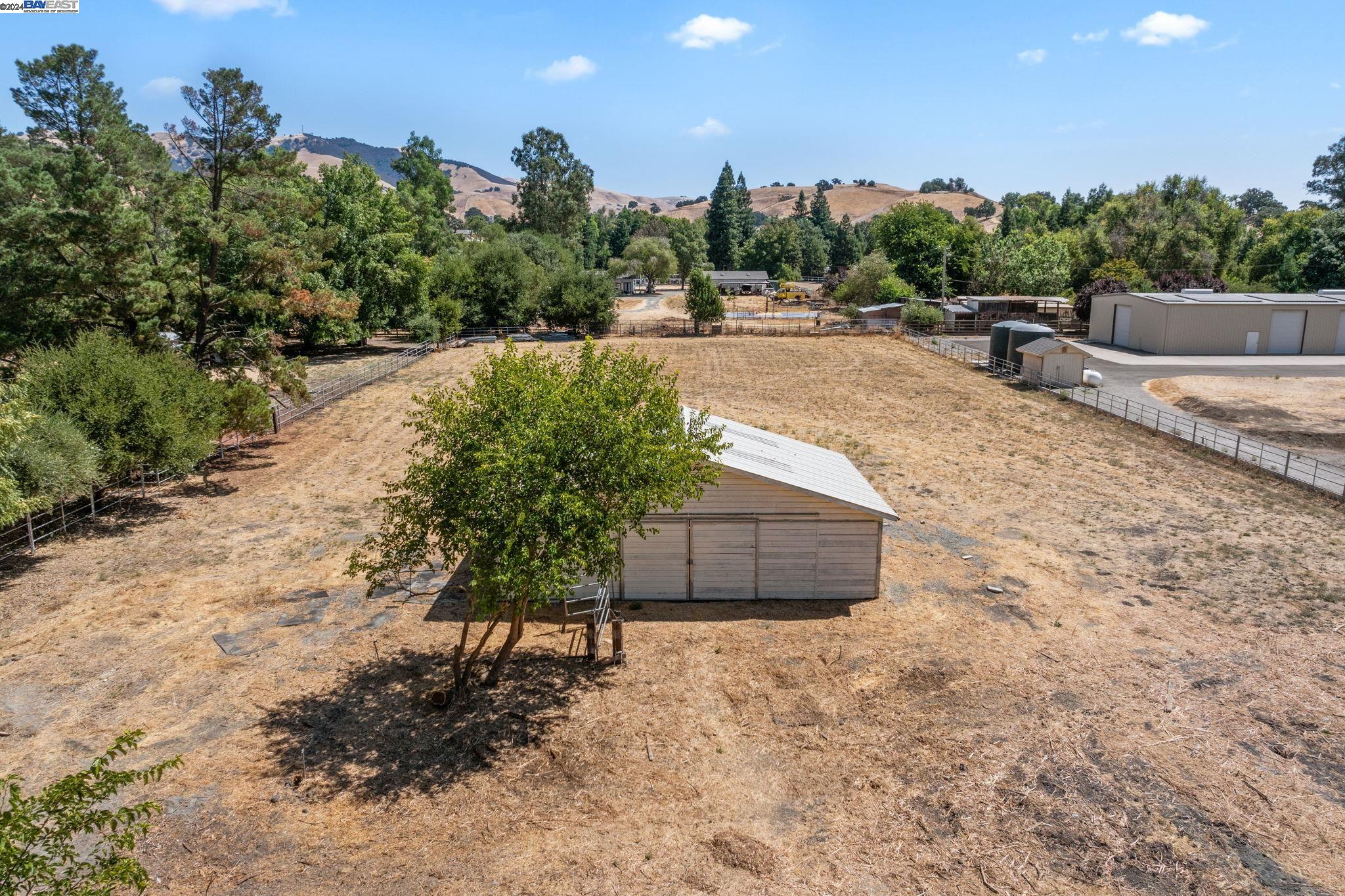 1430 Finley Rd