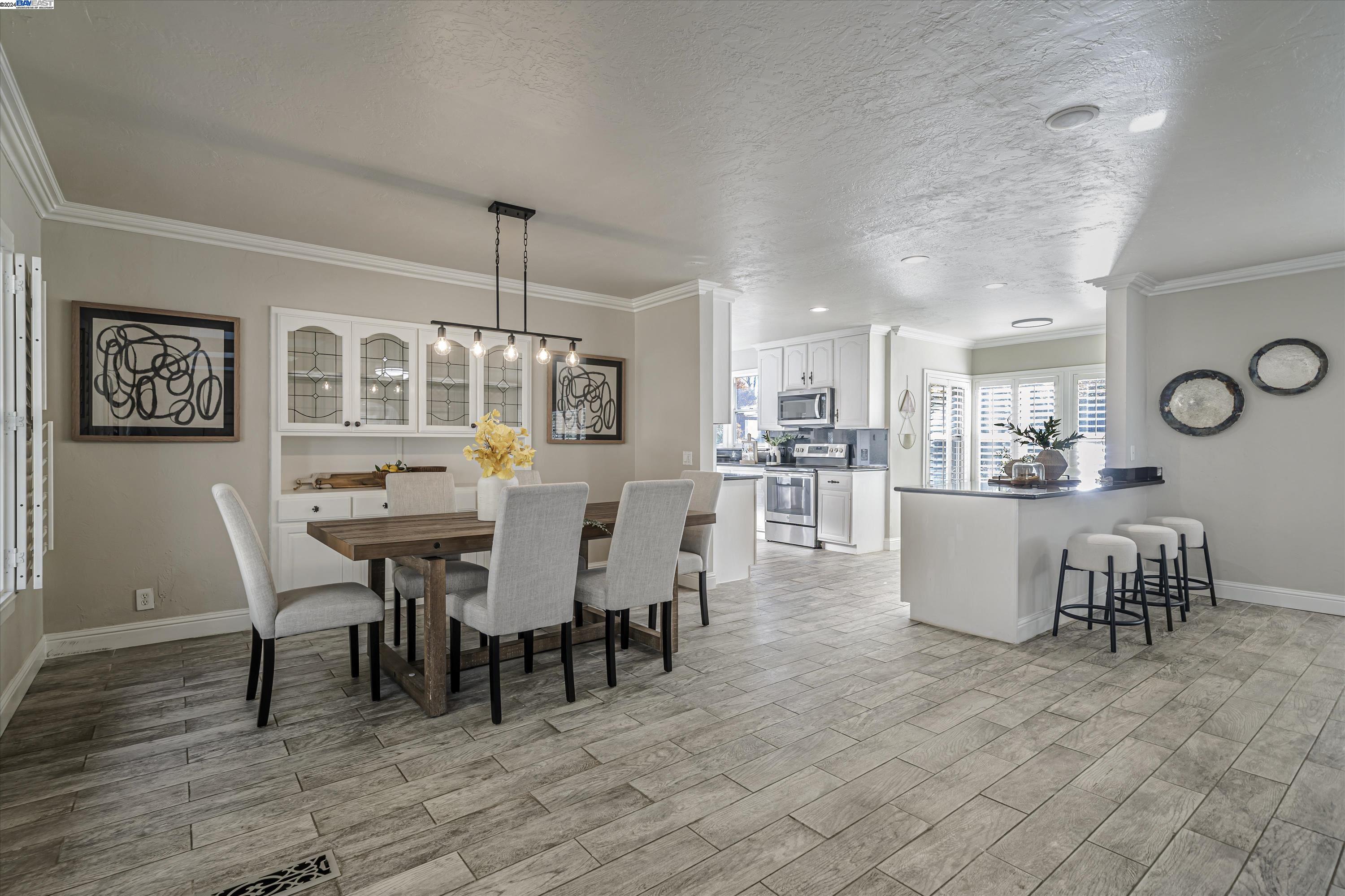 35650 Palomares Rd