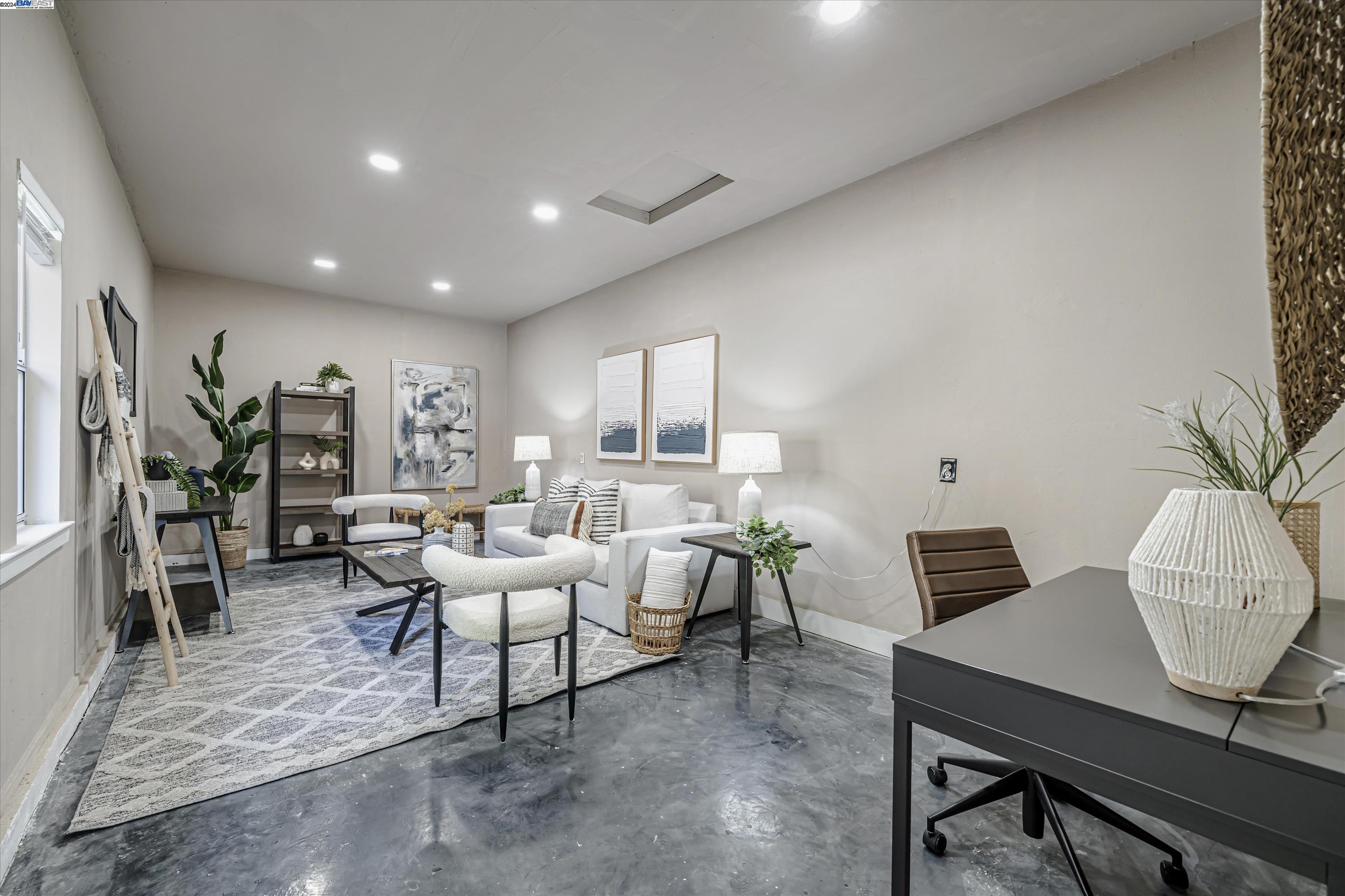 35650 Palomares Rd