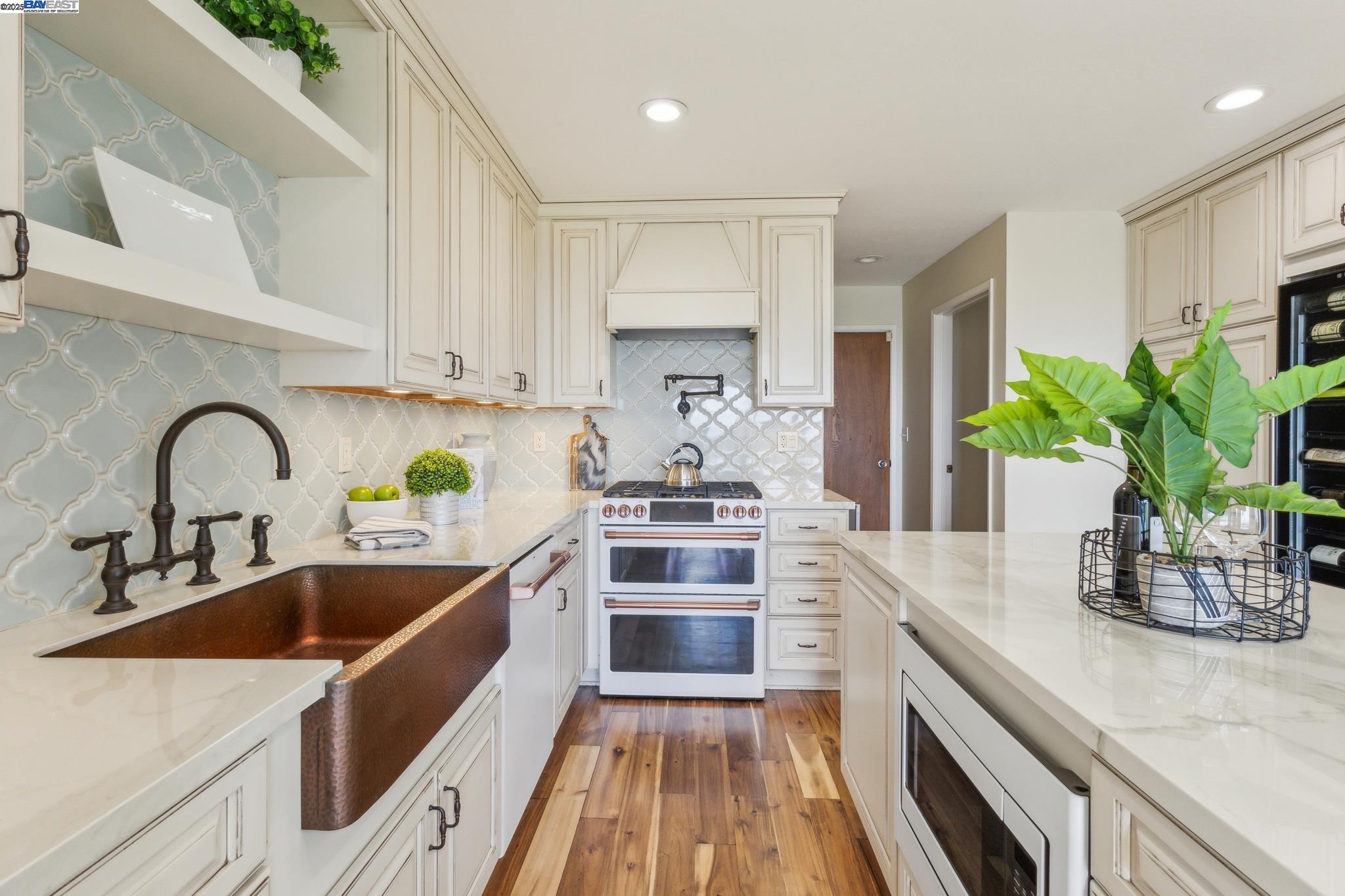 16735 Cowell