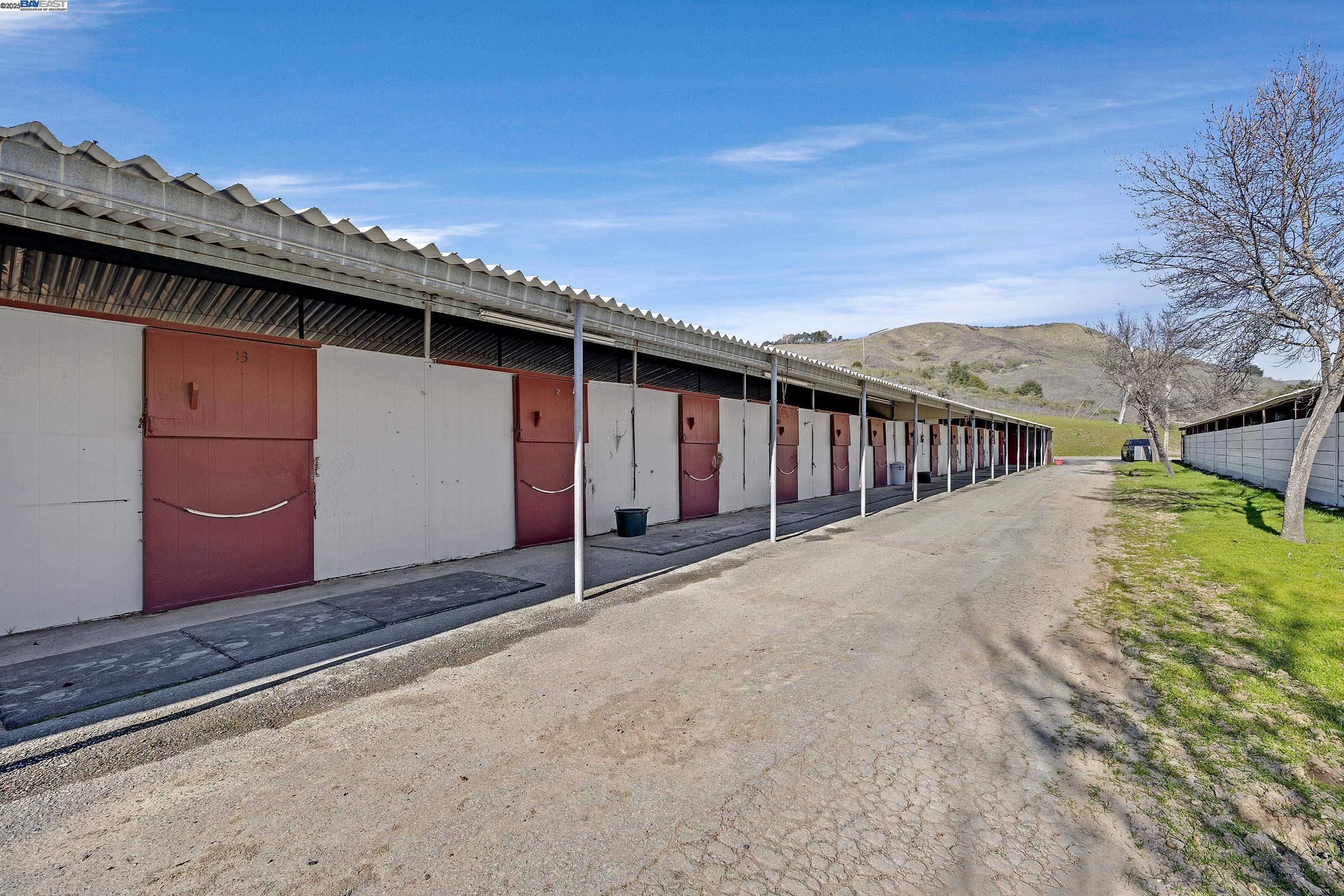 10250 Crow Canyon Rd