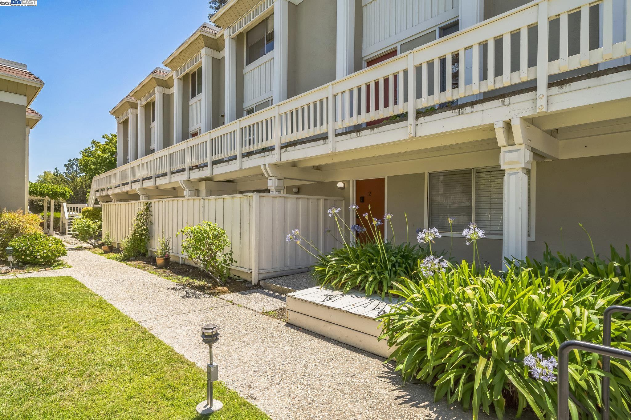 3399 Norton Way # 6
