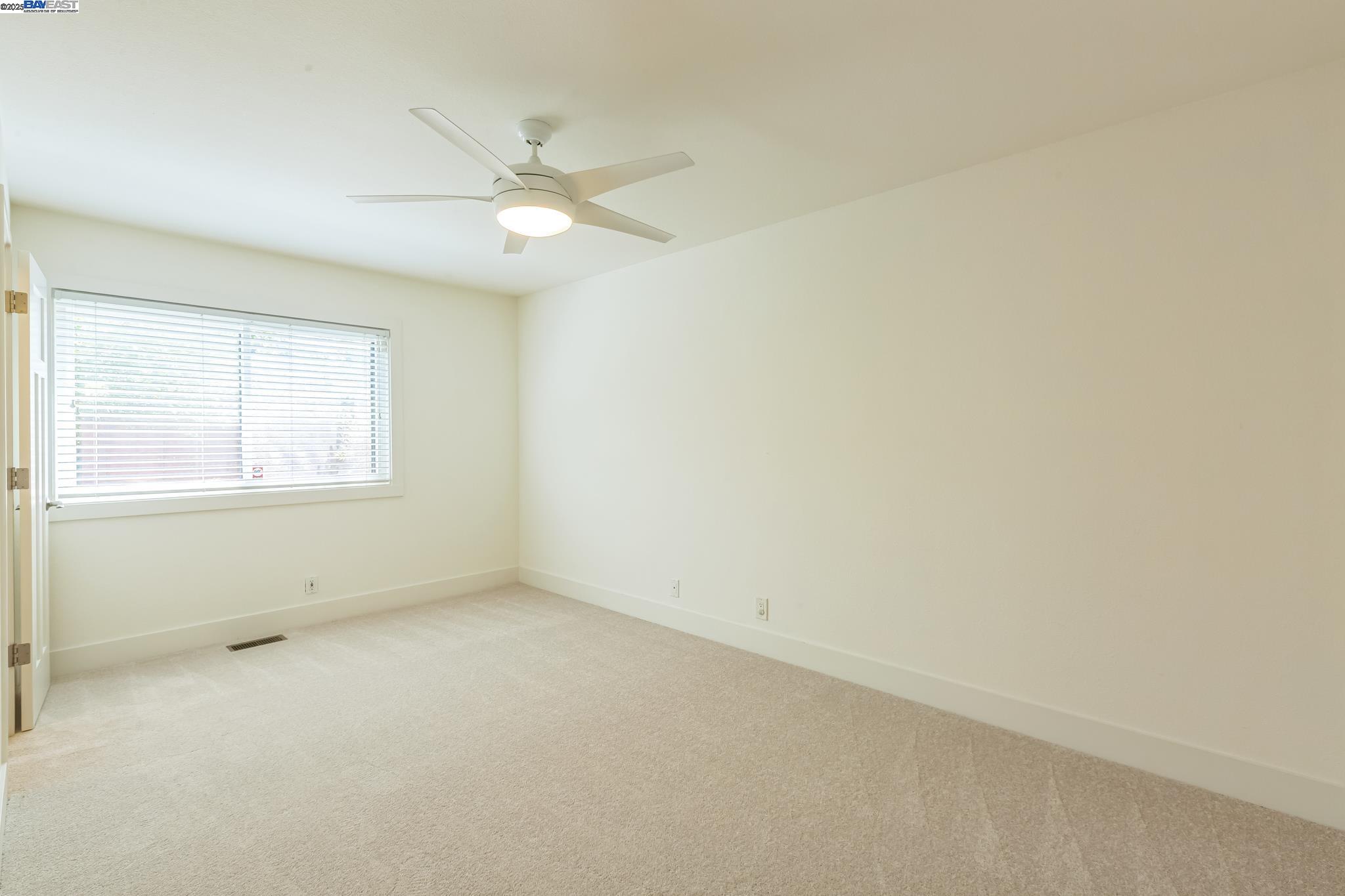812 Luz Ct