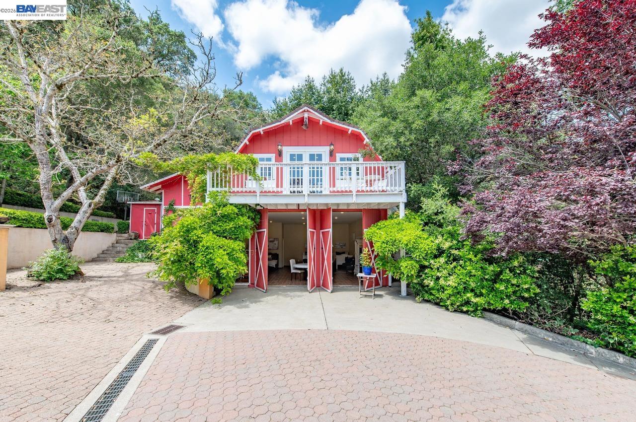 35655 Palomares Rd
