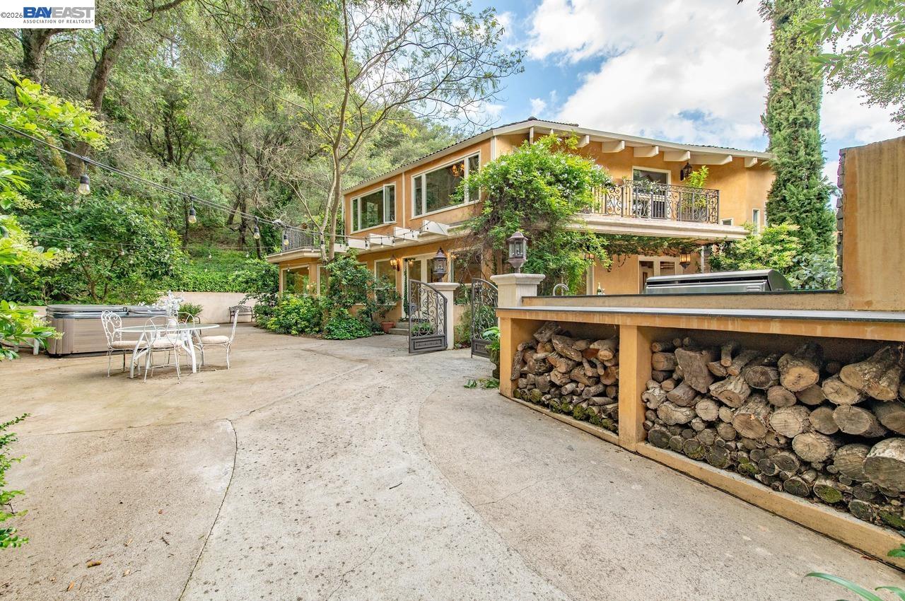 35655 Palomares Rd