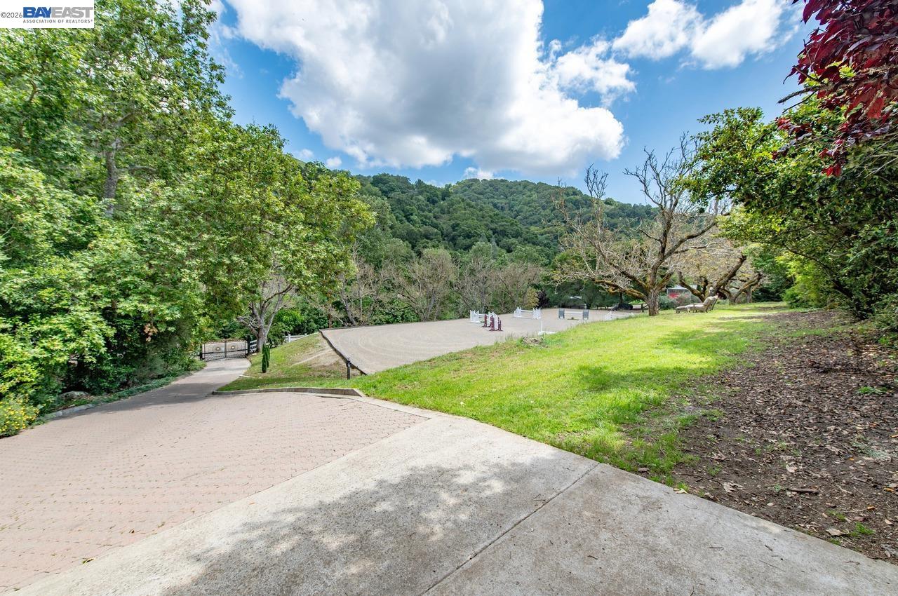 35655 Palomares Rd