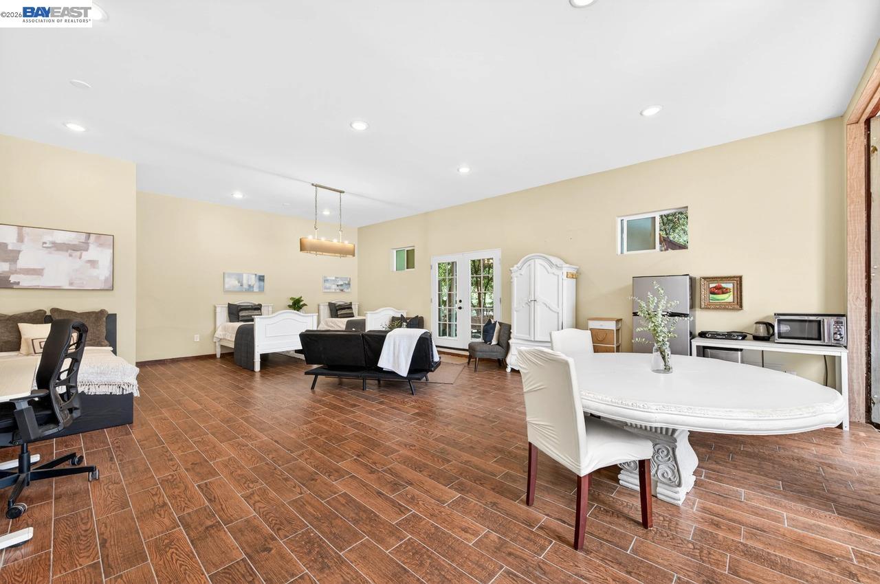 35655 Palomares Rd