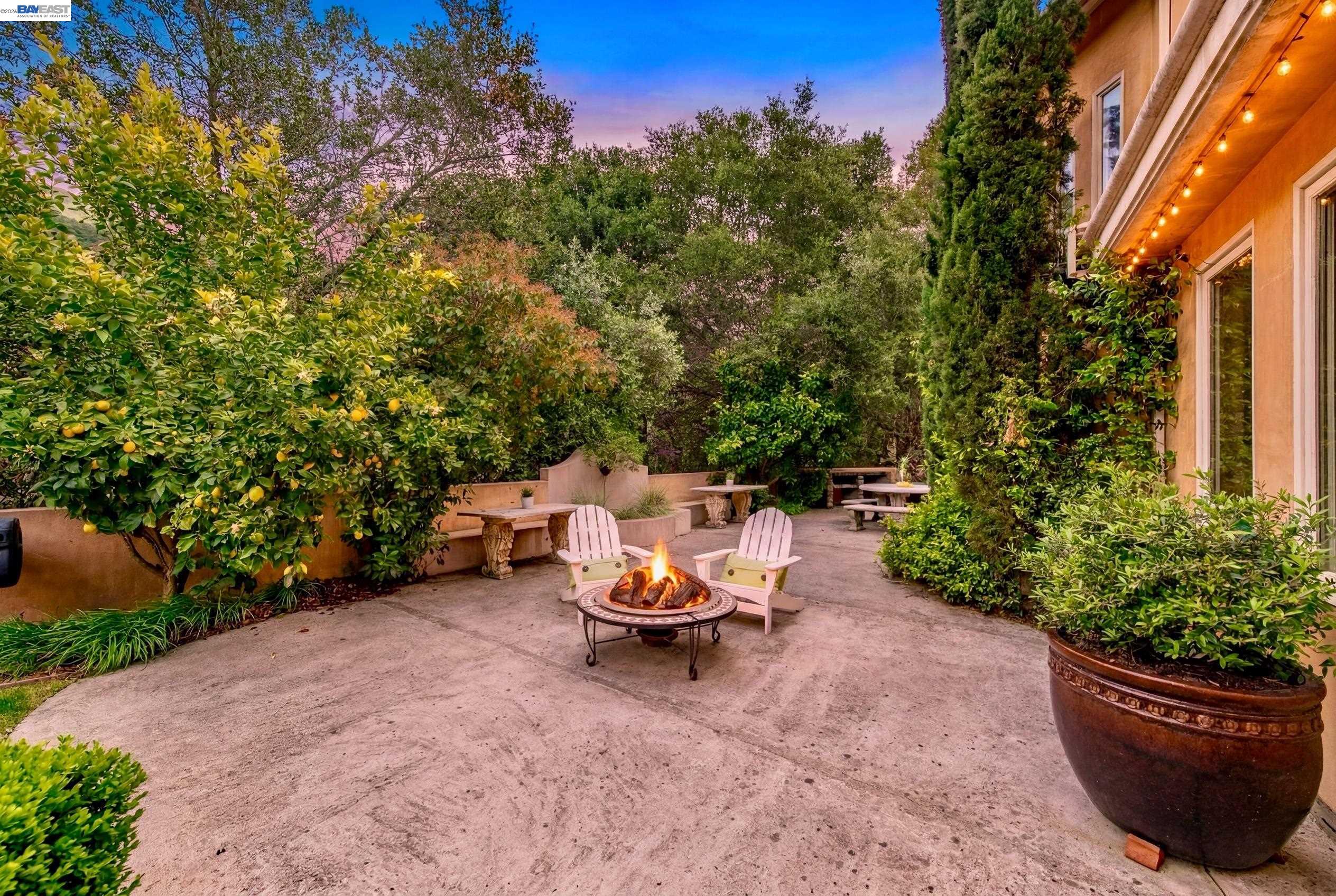 35655 Palomares Rd