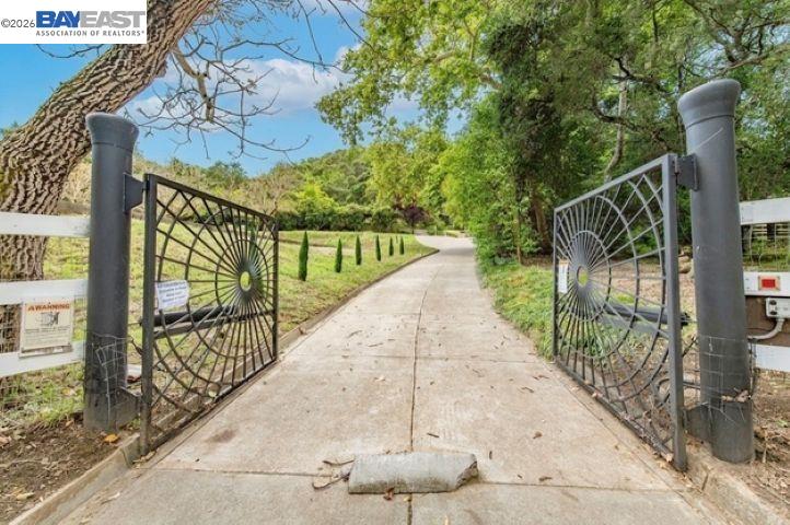 35655 Palomares Rd
