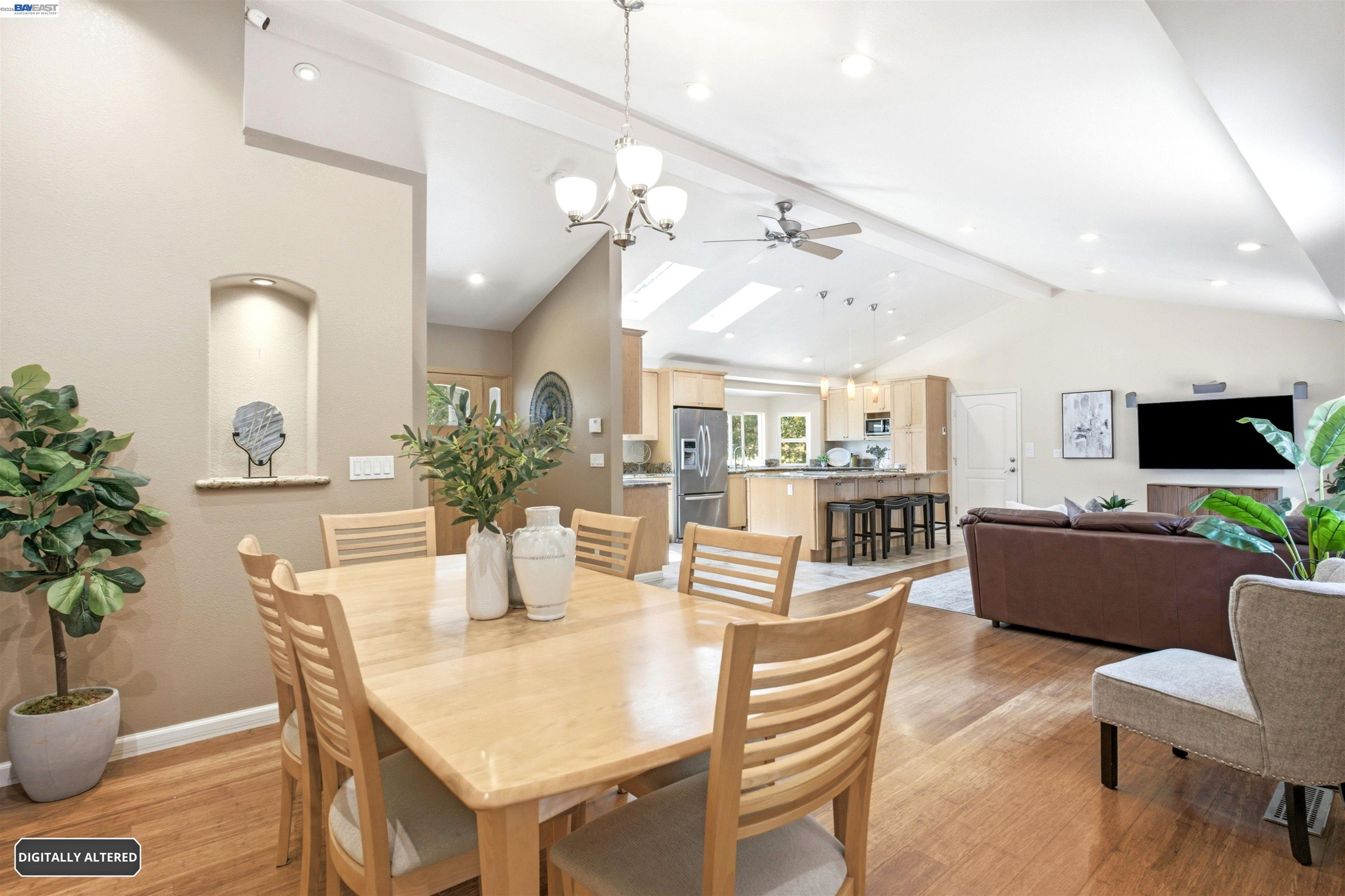 25477 Palomares Rd