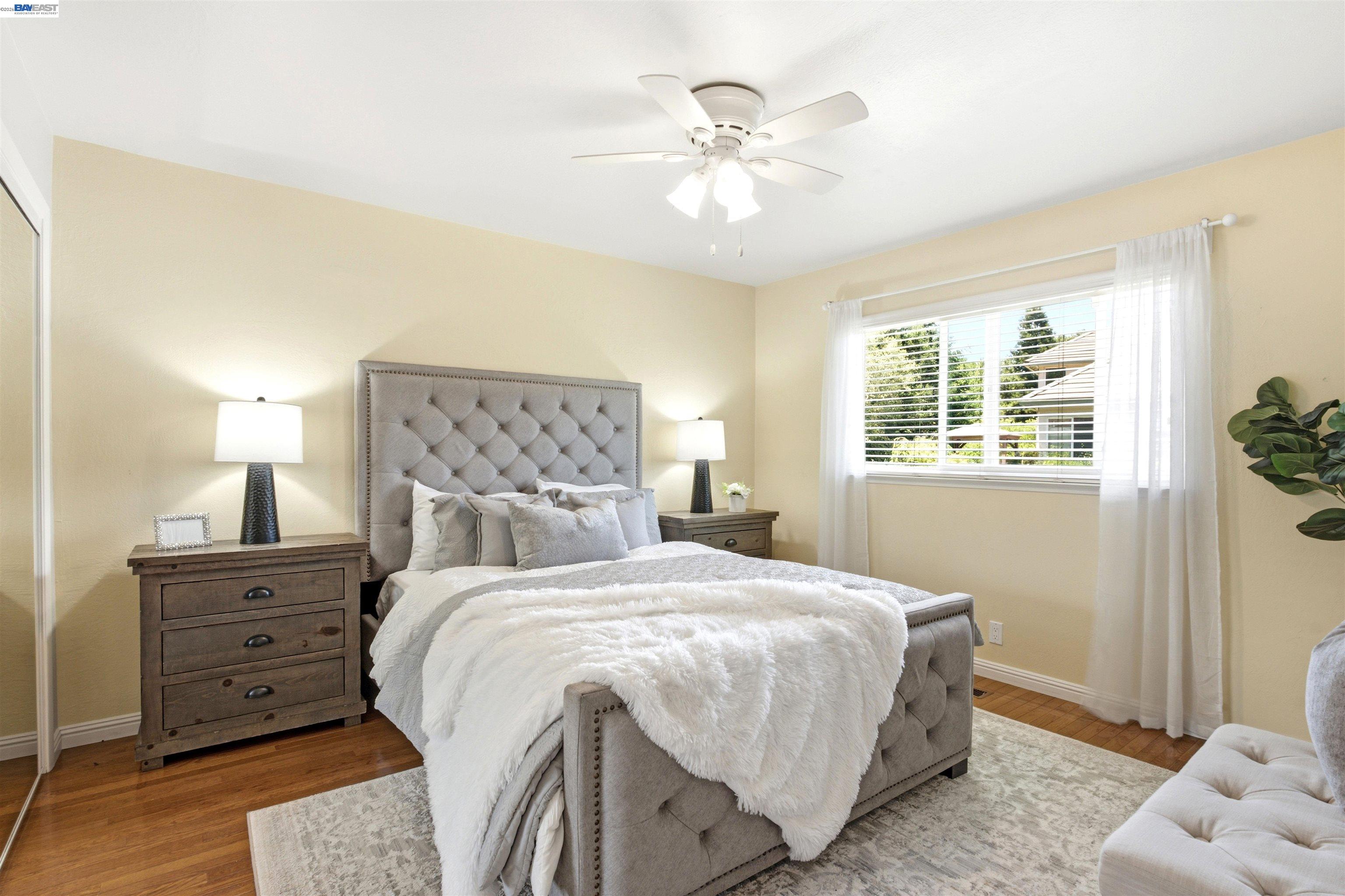 25477 Palomares Rd