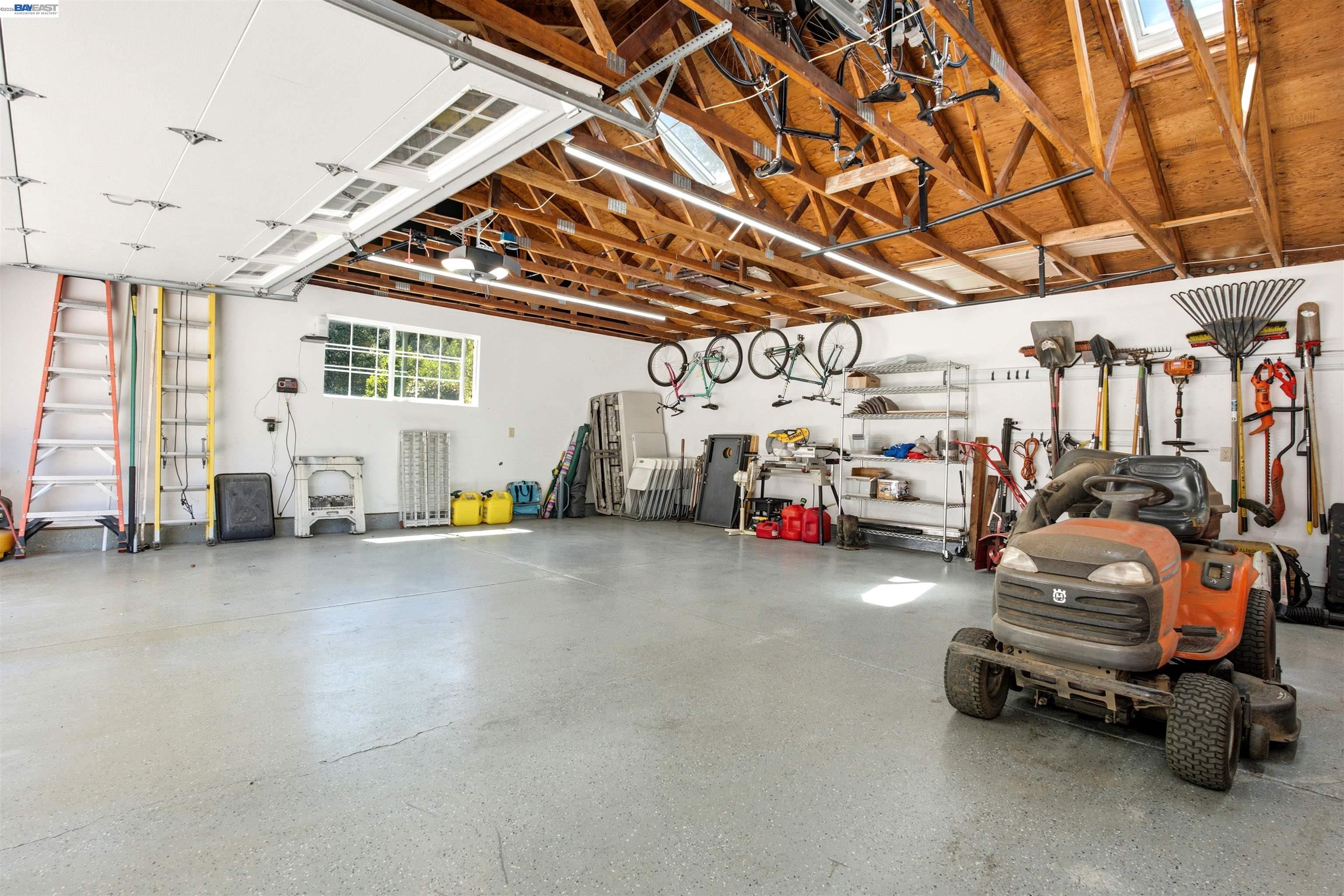 25477 Palomares Rd