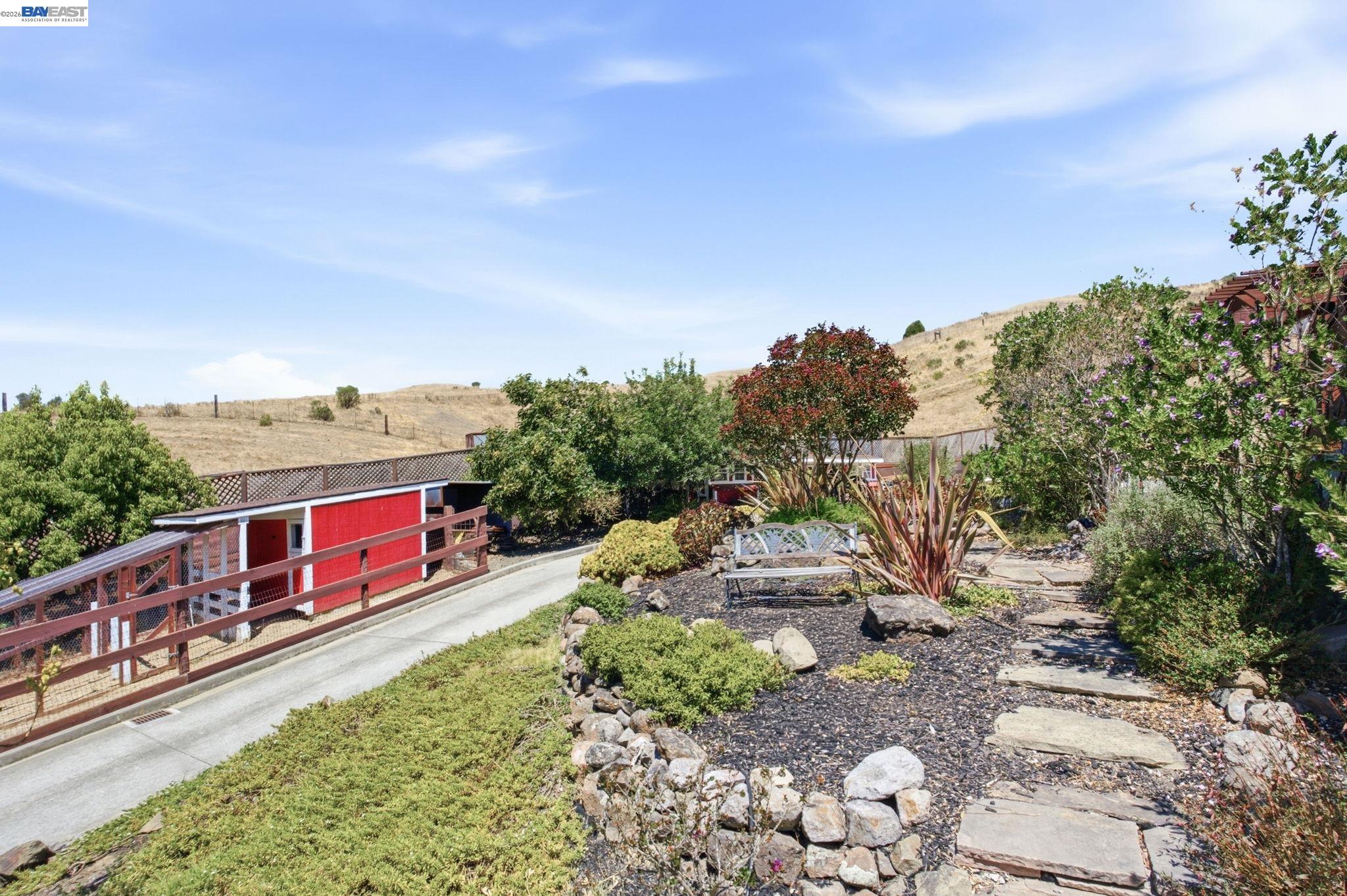 26928 Palomares Rd