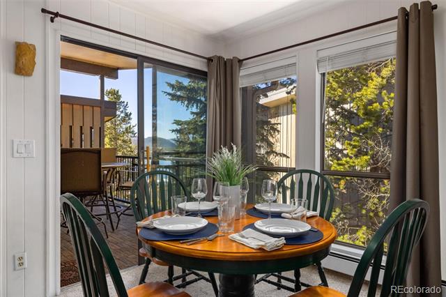 176 E La Bonte Street Unit: 302