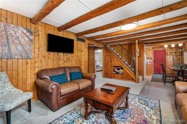 316 Hummingbird Circle