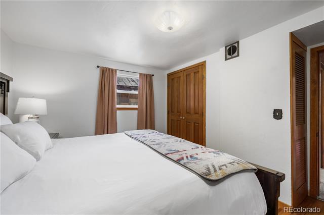 316 Hummingbird Circle