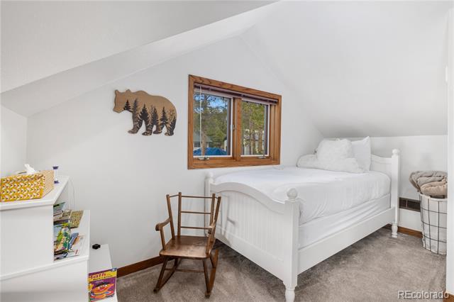 316 Hummingbird Circle