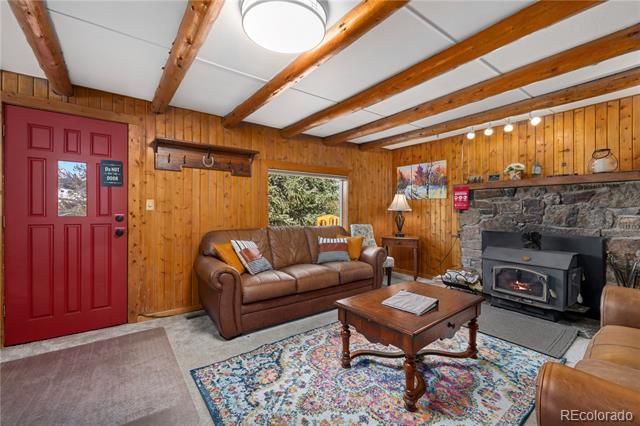 316 Hummingbird Circle