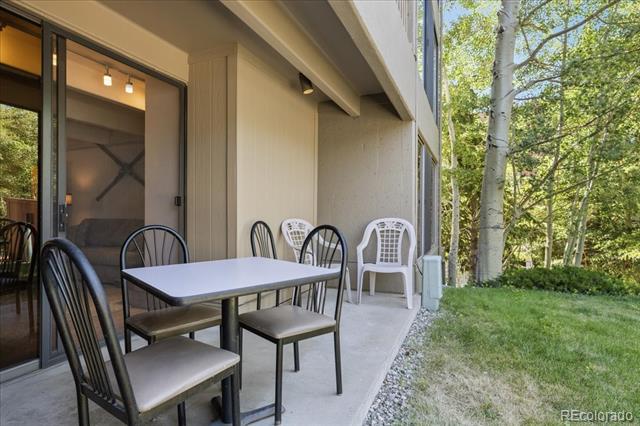 220 E La Bonte Street Unit: 130