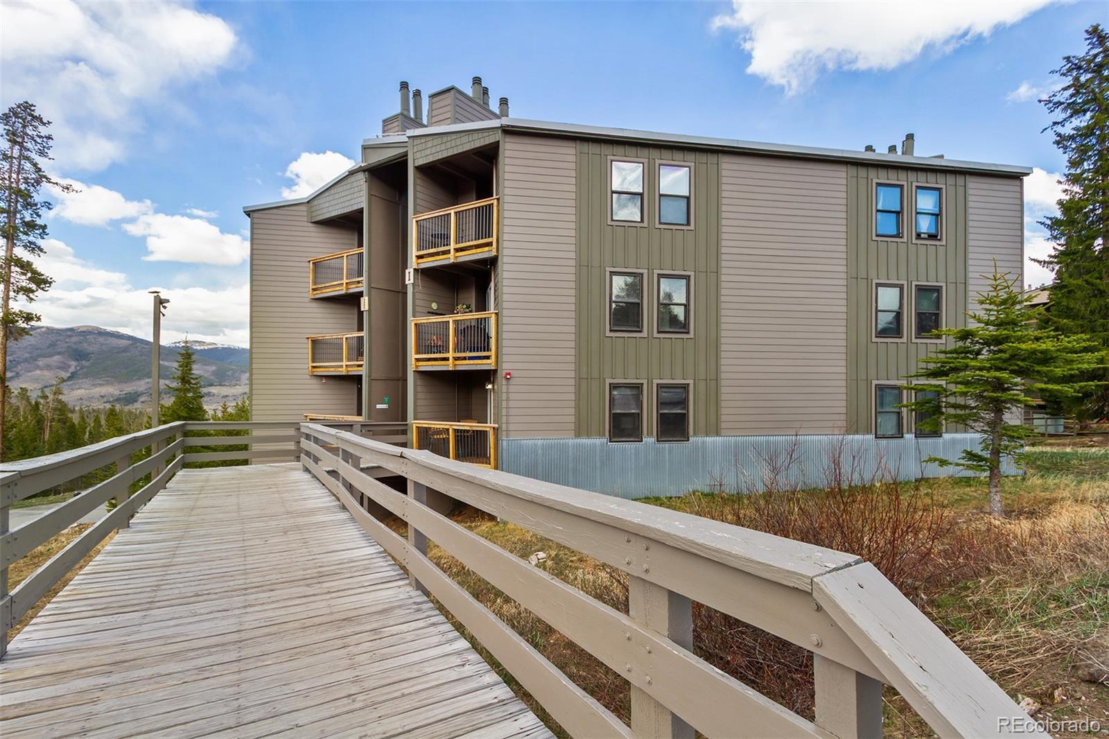 4200 Lodge Pole Circle Unit: 108