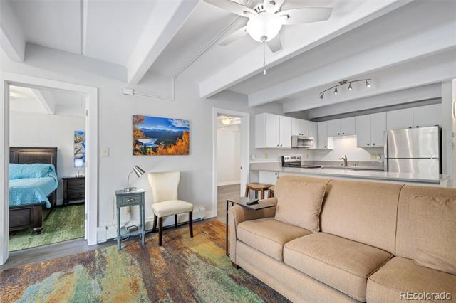 220 E La Bonte Street Unit: 226-228