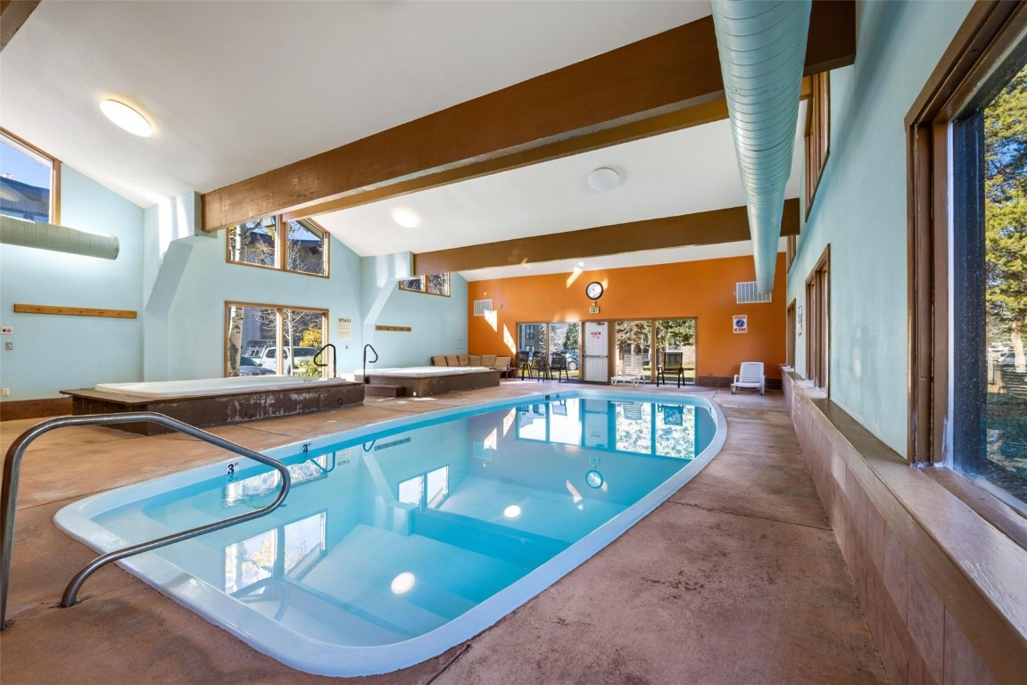 176 E La Bonte STREET 302