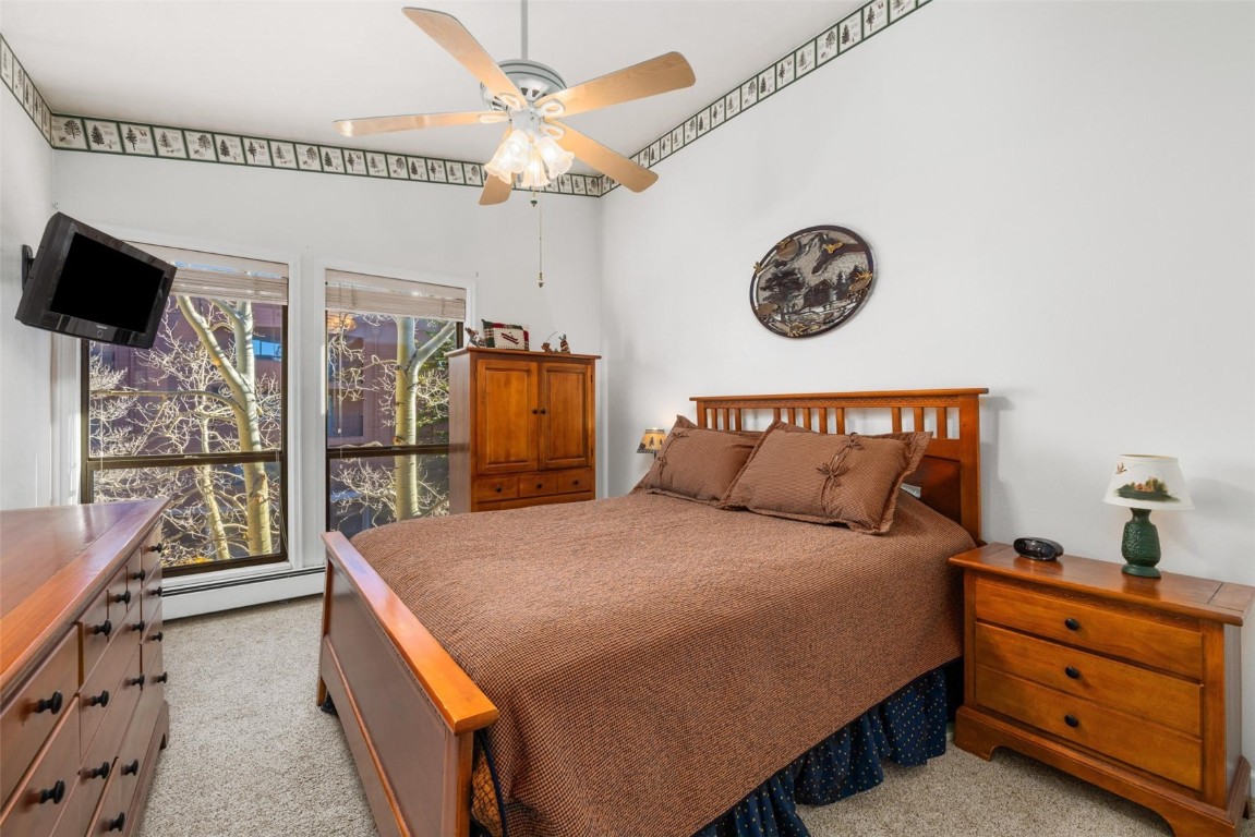 176 E La Bonte STREET 302