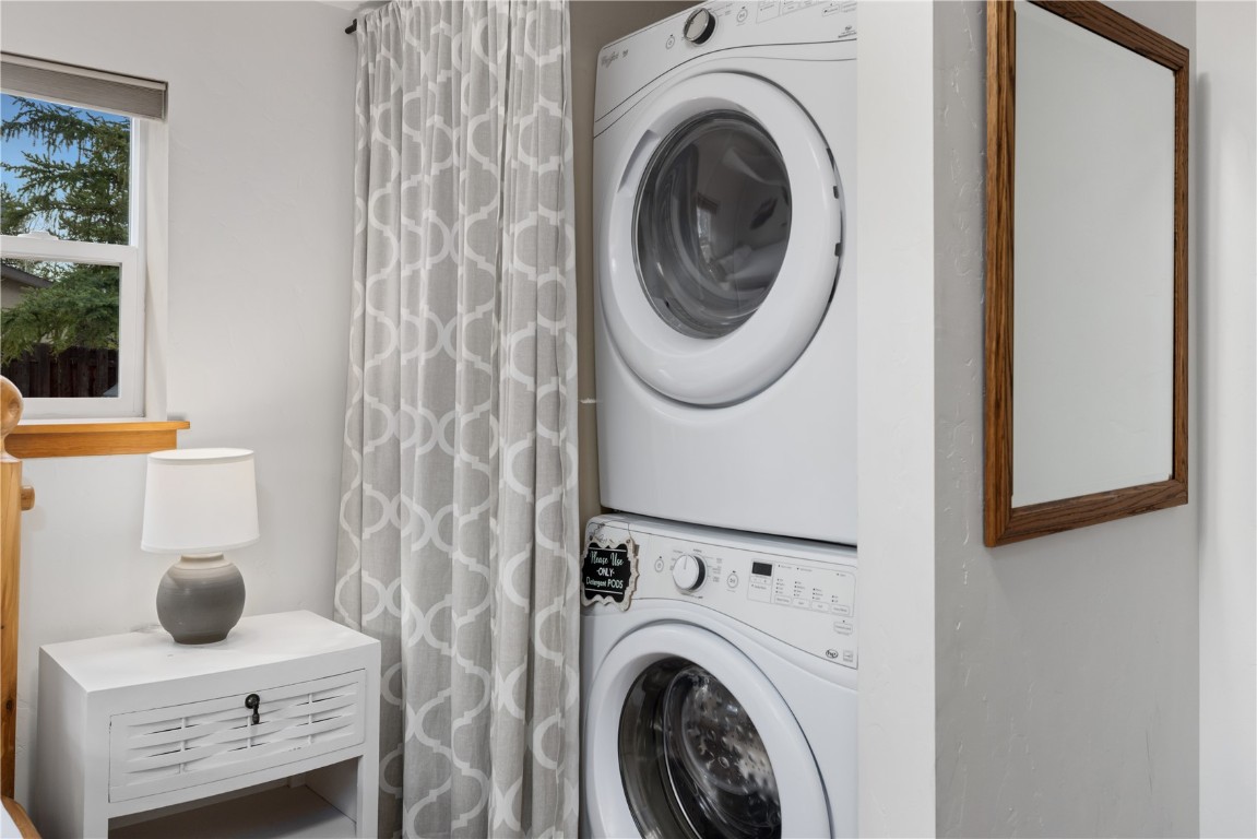 316 Hummingbird CIRCLE