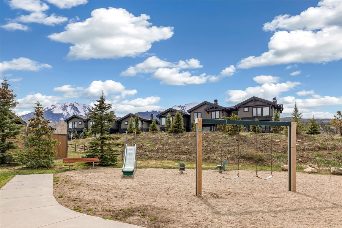 126 Robin DRIVE 126