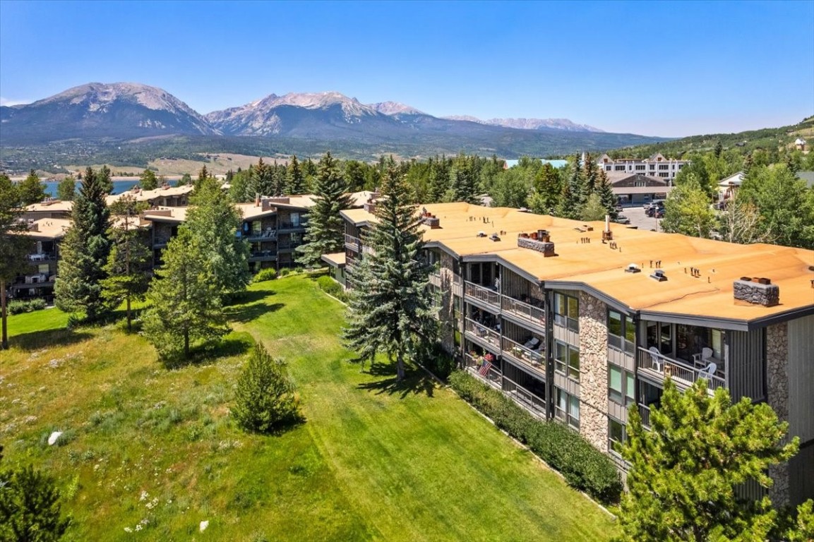 160 E La Bonte STREET 203