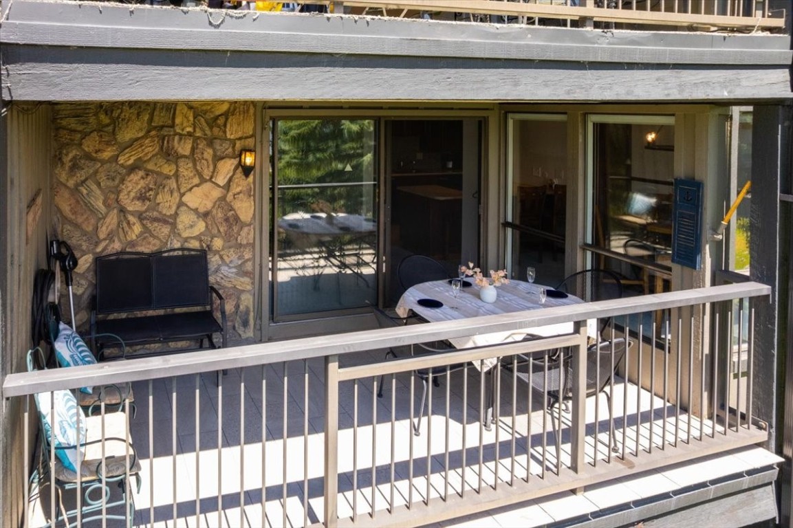 160 E La Bonte STREET 203