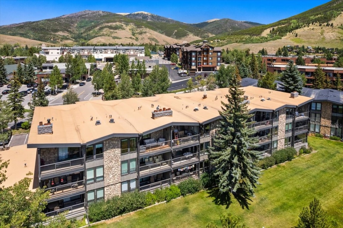 160 E La Bonte STREET 203