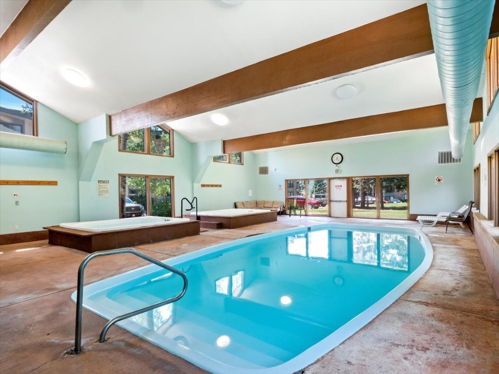 160 E La Bonte STREET 203