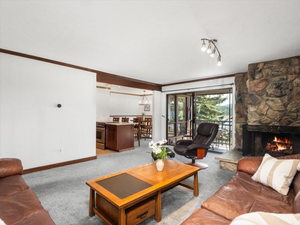 160 E La Bonte STREET 203