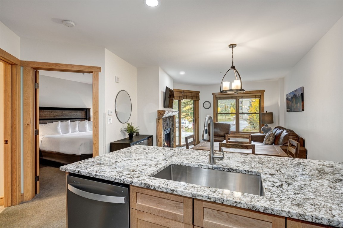 105 Wheeler CIRCLE 104