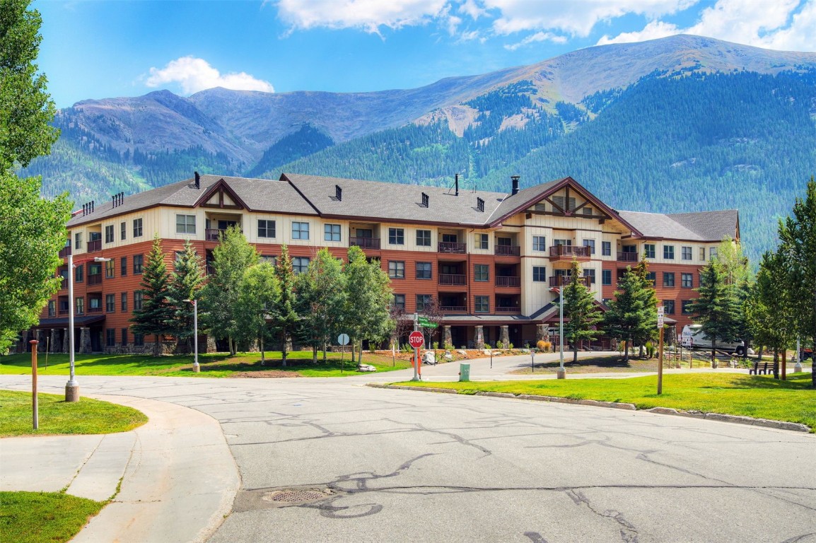 105 Wheeler CIRCLE 104