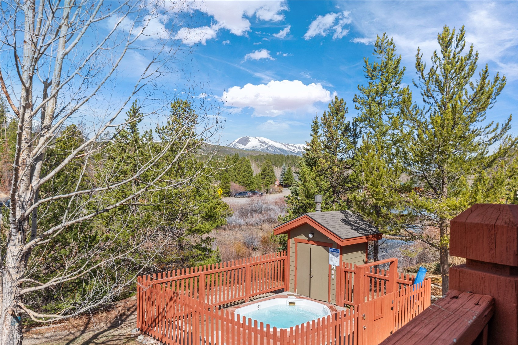 73 Pelican CIRCLE 705