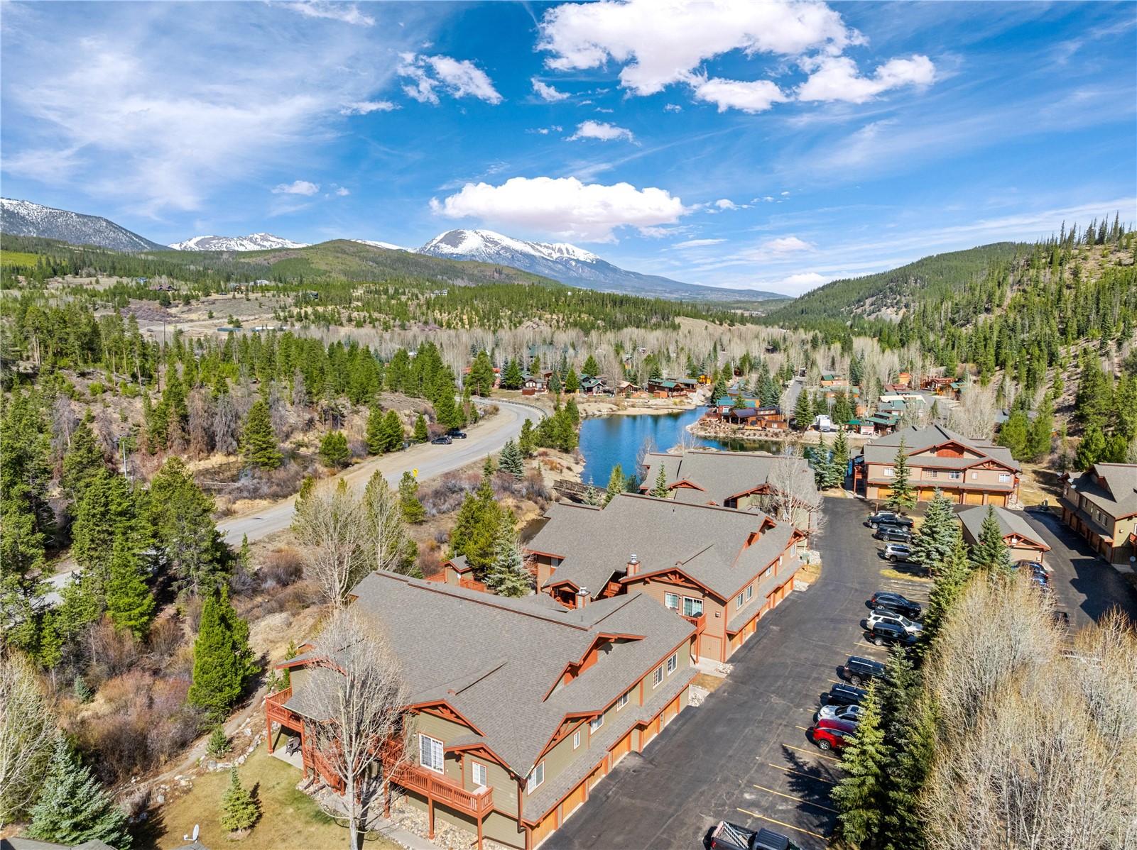 73 Pelican CIRCLE 705