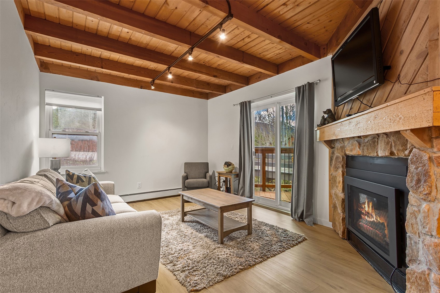 4200 Lodge Pole CIRCLE 108