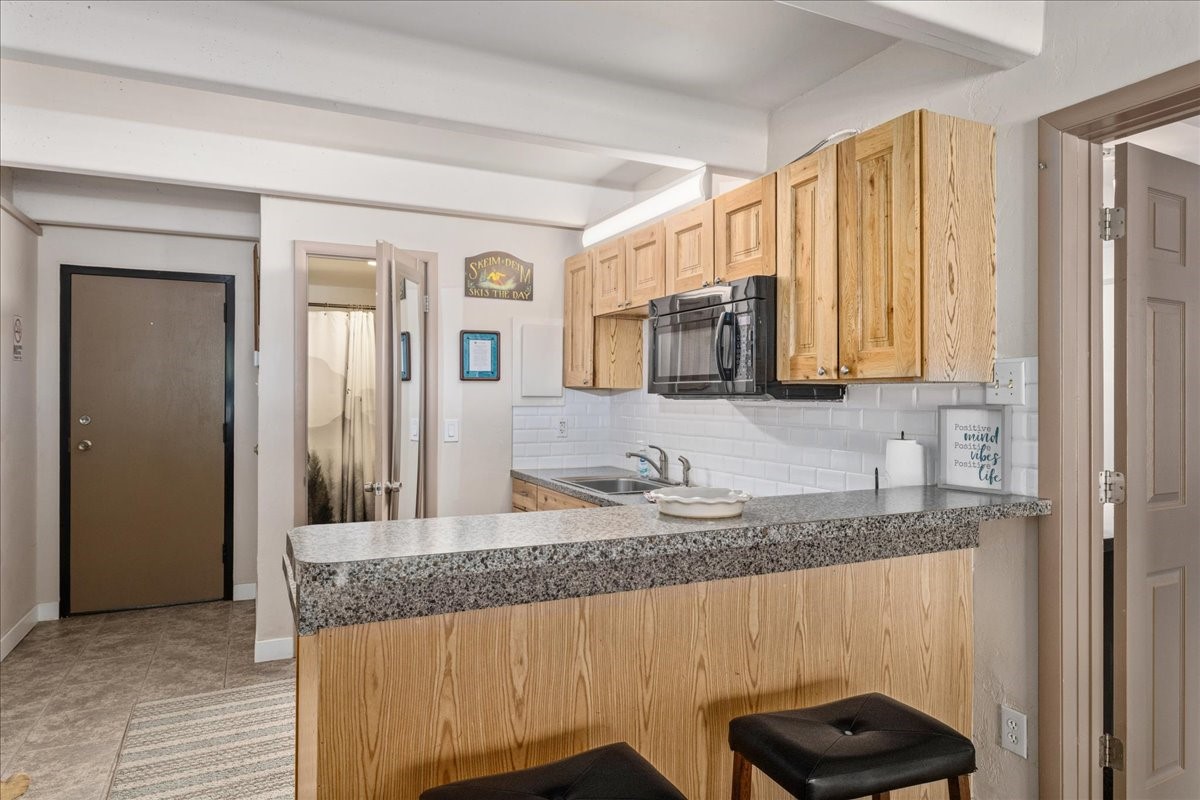 220 E La Bonte STREET 130