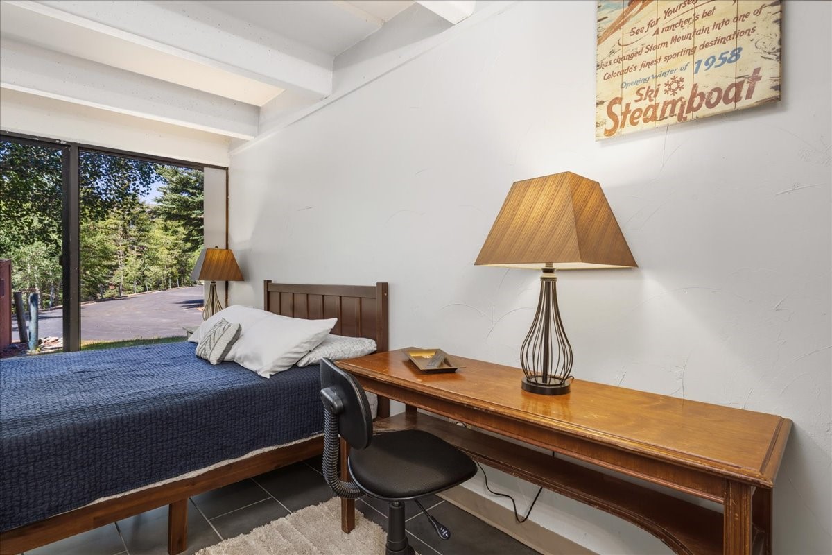 220 E La Bonte STREET 130