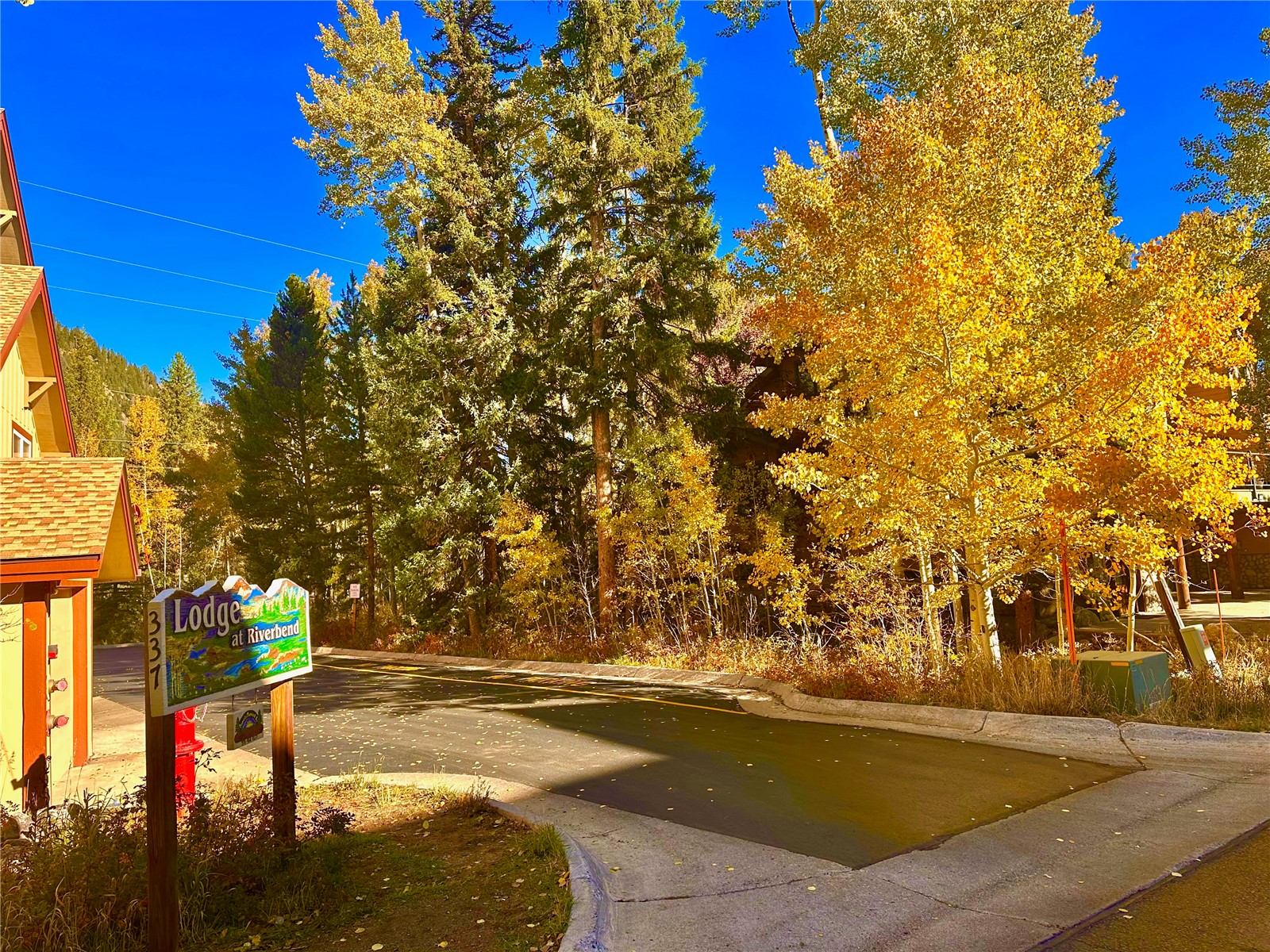 337 Streamside LANE 103