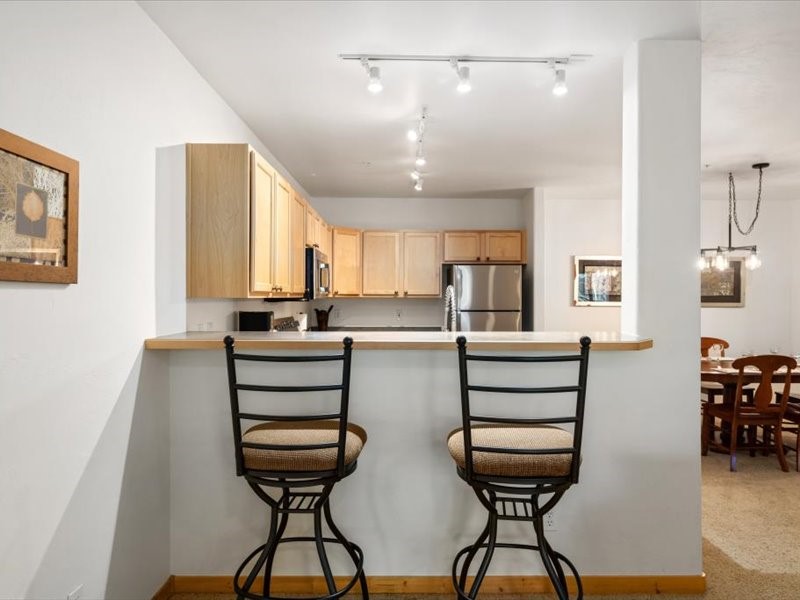 337 Streamside LANE 103