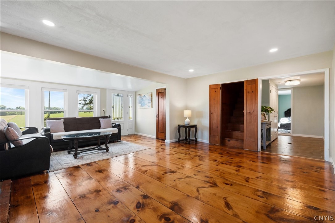 1631 Albring Road