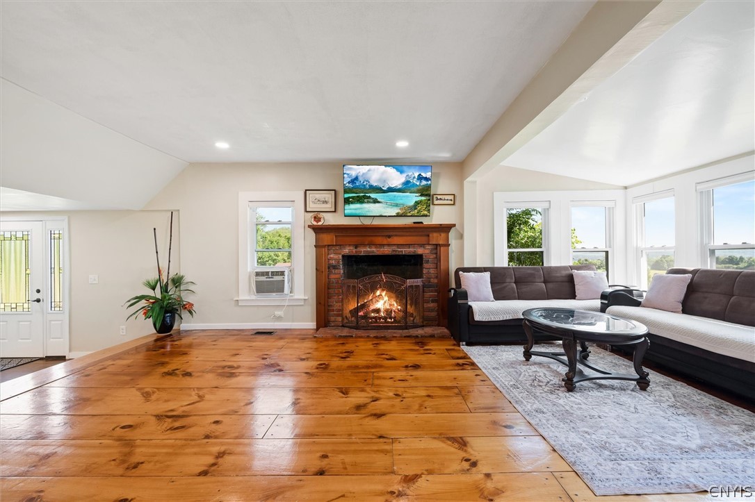 1631 Albring Road