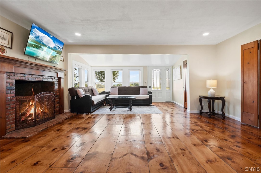 1631 Albring Road