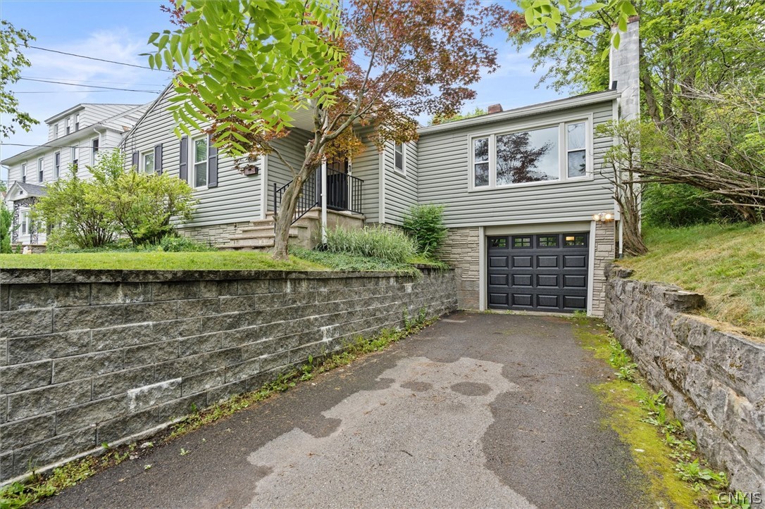 141 Edgehill Road