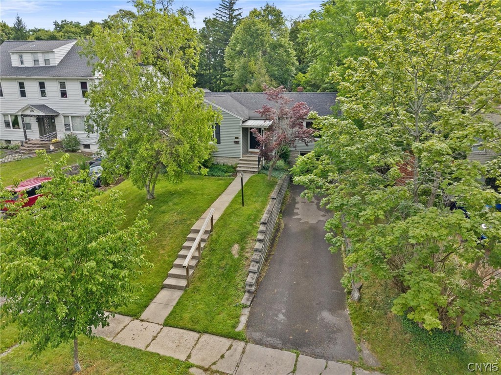 141 Edgehill Road