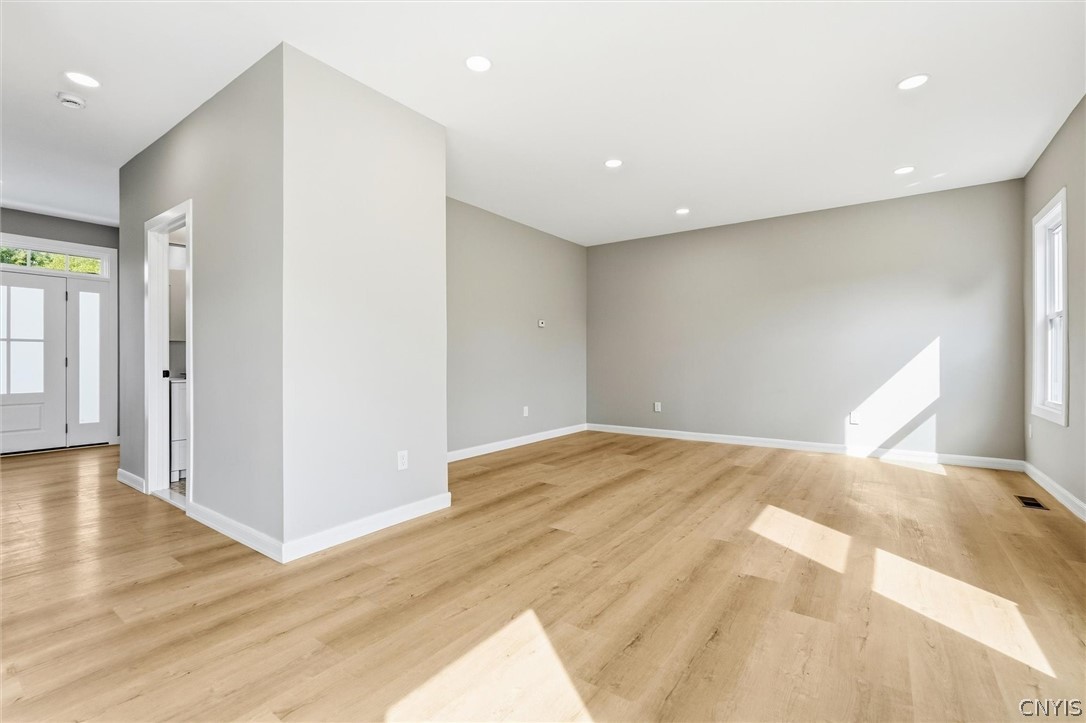 8252 Dampier Circle